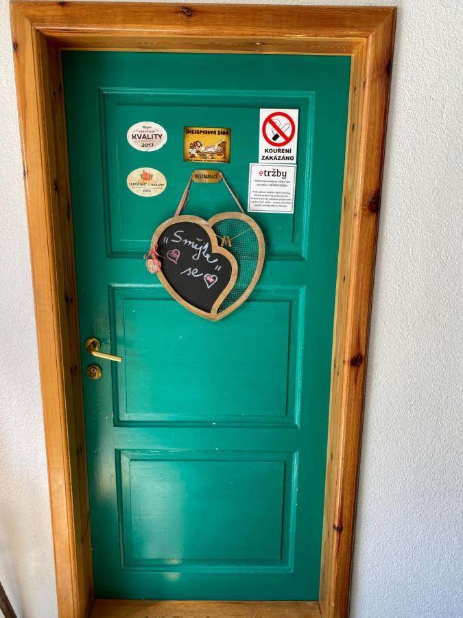 Konstantinovy Lázně Pension V Pohode מראה חיצוני תמונה